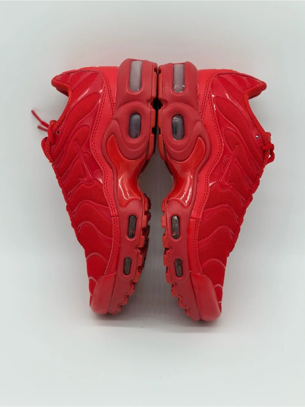 Nike Kids Red Low-Top Sneakers